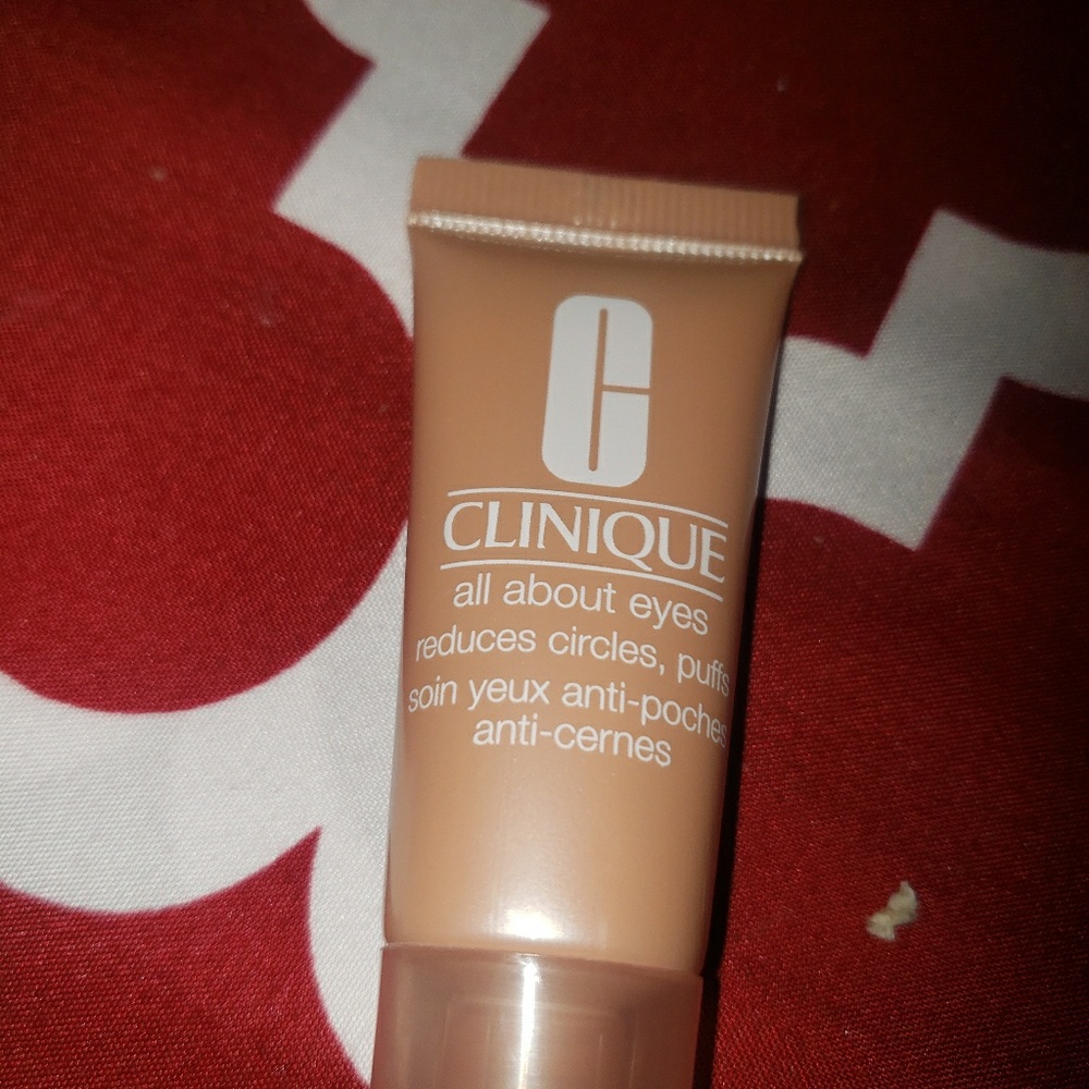 Cosmetics - Picture 2 of 2